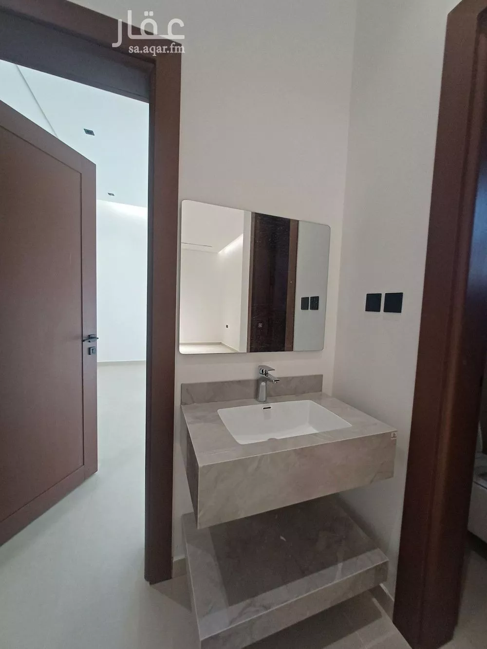 3 bedroom floor in Al Hazm 7