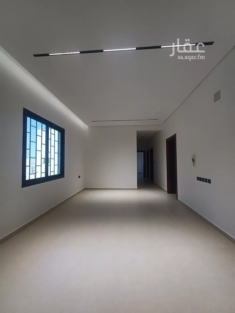 3 bedroom floor in Al Hazm 8