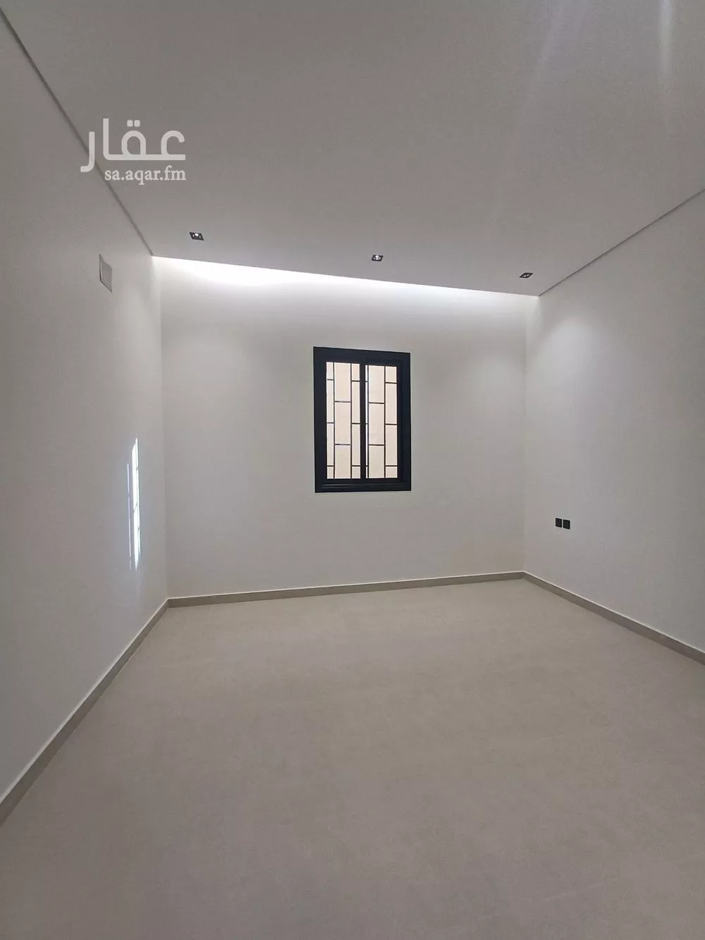 3 bedroom floor in Al Hazm 9