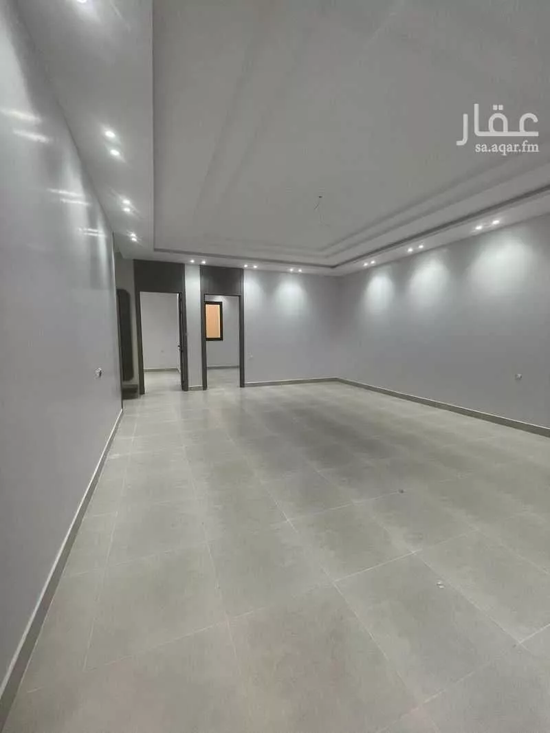 3 bedroom floor in Tuwaiq 4