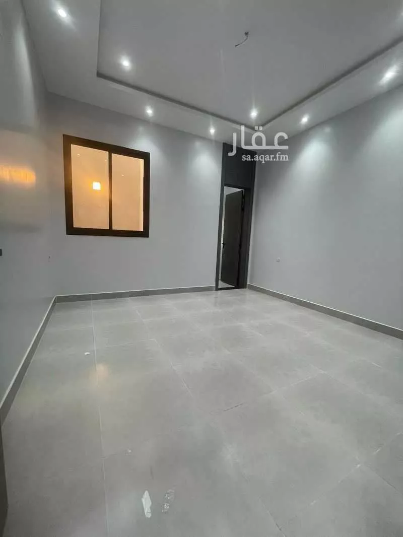 3 bedroom floor in Tuwaiq 10