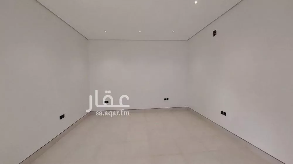 3 bedroom floor in As Suwaidi 3