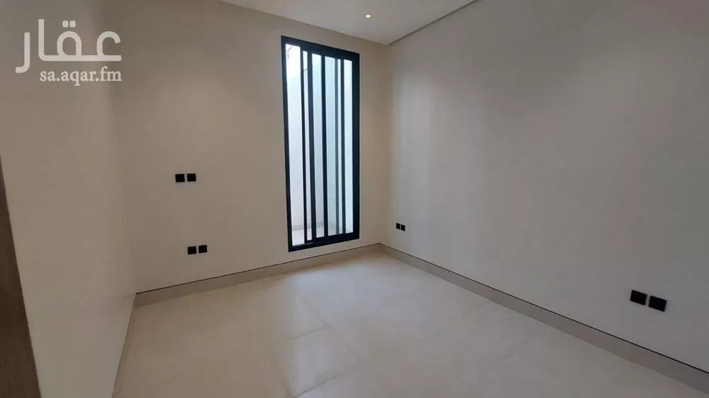 3 bedroom floor in As Suwaidi 8