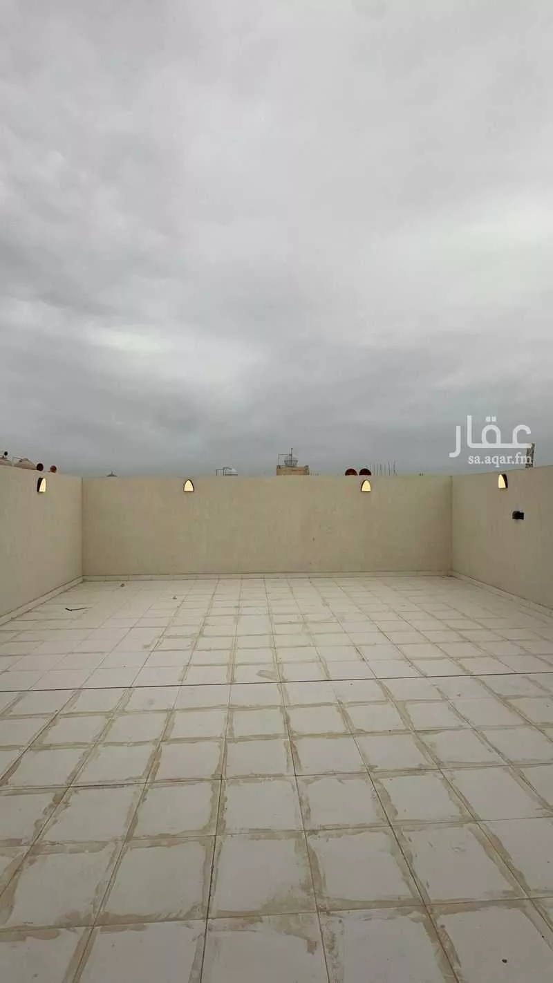 فيلا 6 غرف في احد 16