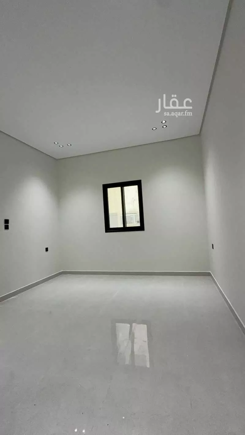 فيلا 6 غرف في احد 3