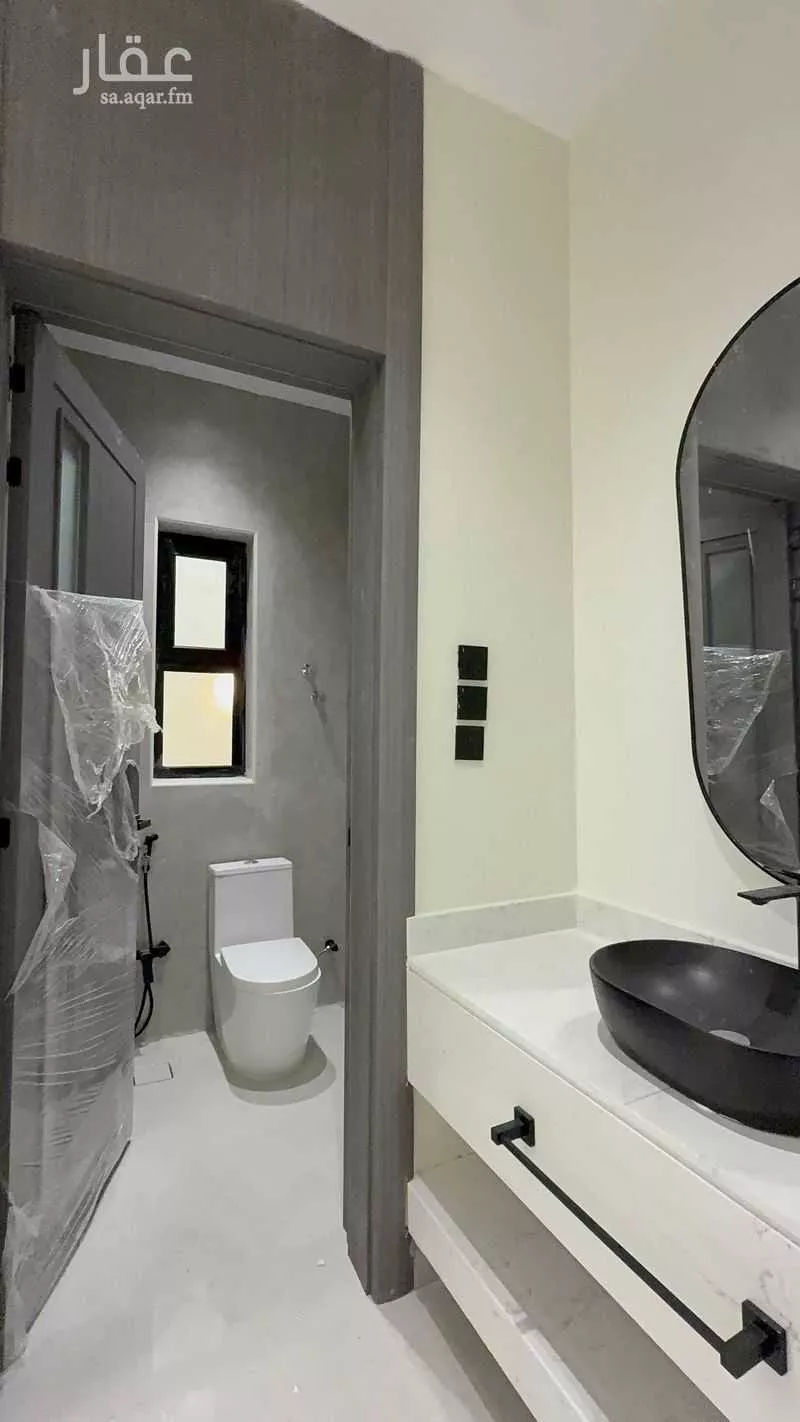 فيلا 6 غرف في احد 5