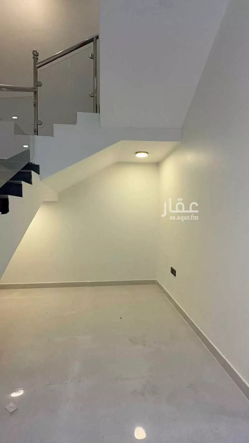 فيلا 6 غرف في احد 10