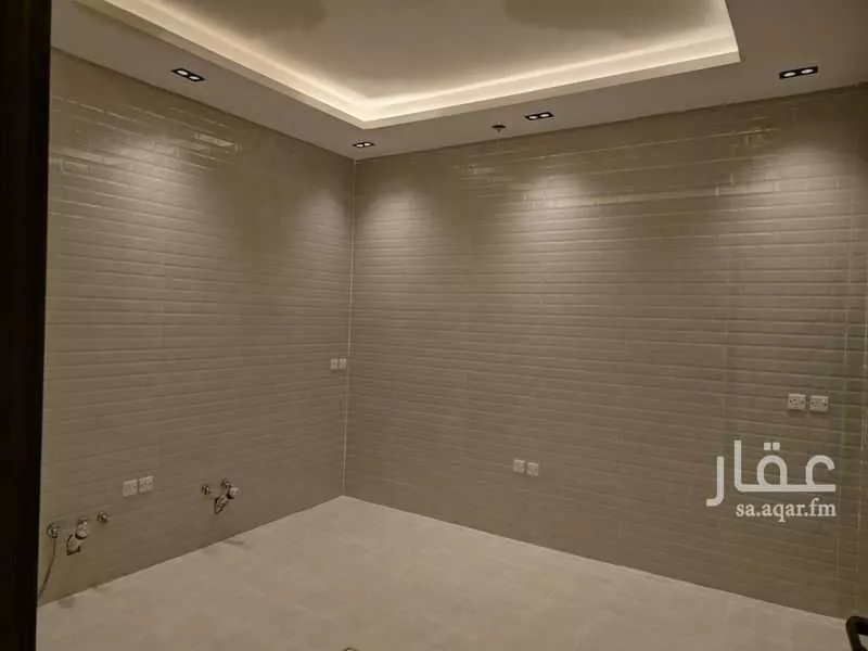 دور 6 غرف في ديراب 7