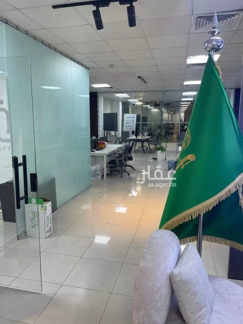 مكتب 105 م² في ثليم 8