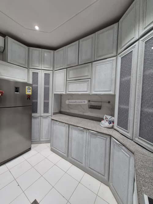 شقة 4 غرف في التعاون 6