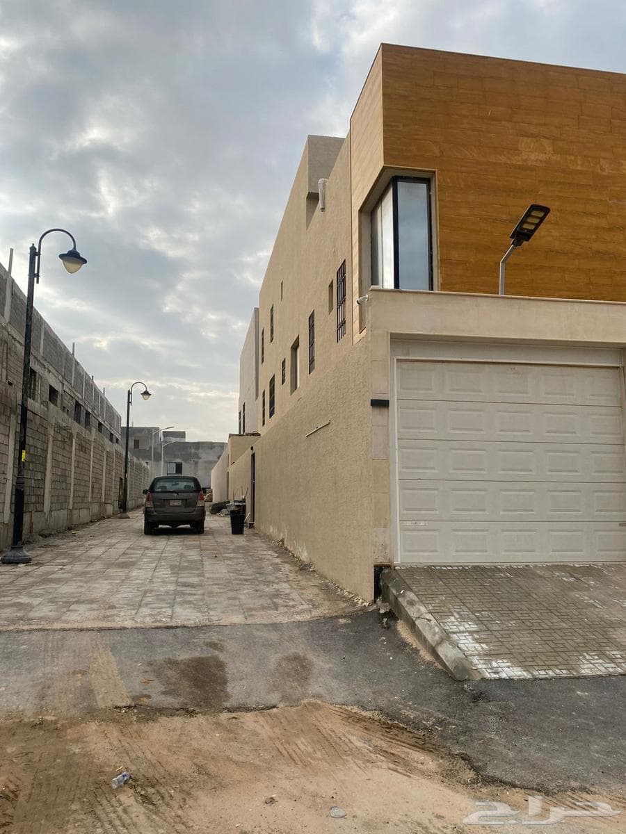 فيلا 4 غرف في النرجس 6