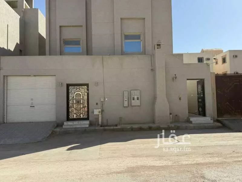 دور 3 غرف في العارض 1