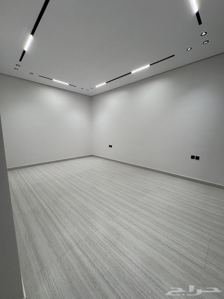 8 bedroom villa in Al Mahdiyyah 13