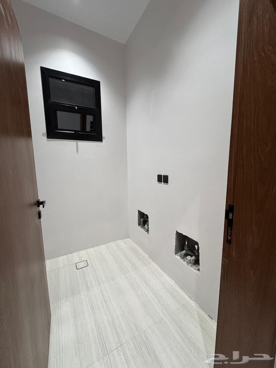 8 bedroom villa in Al Mahdiyyah 16