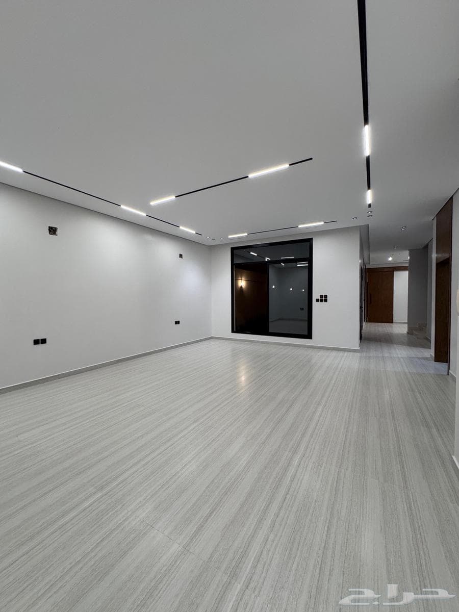 8 bedroom villa in Al Mahdiyyah 7