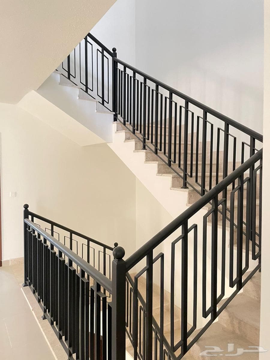 فيلا 7 غرف في نمار 4