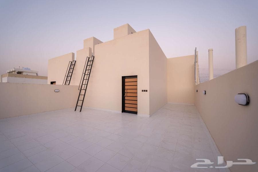 فيلا 6 غرف في الصفوة 4