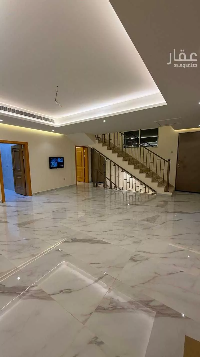 4 bedroom villa in Al Ghadir 6