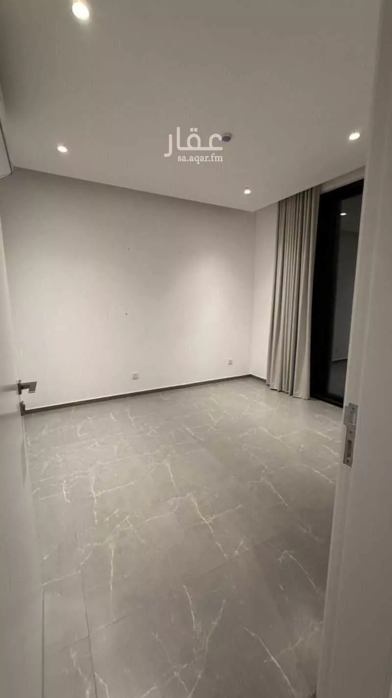 فيلا 4 غرف في الياسمين 3