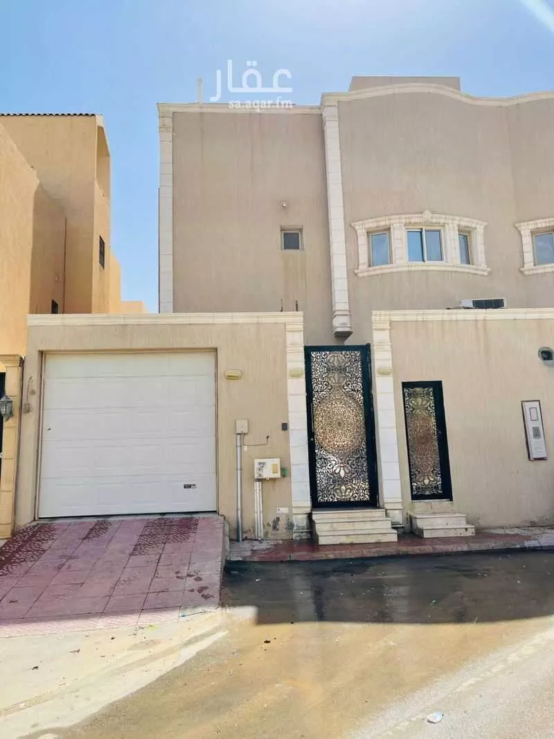 فيلا 4 غرف في الملقا 6