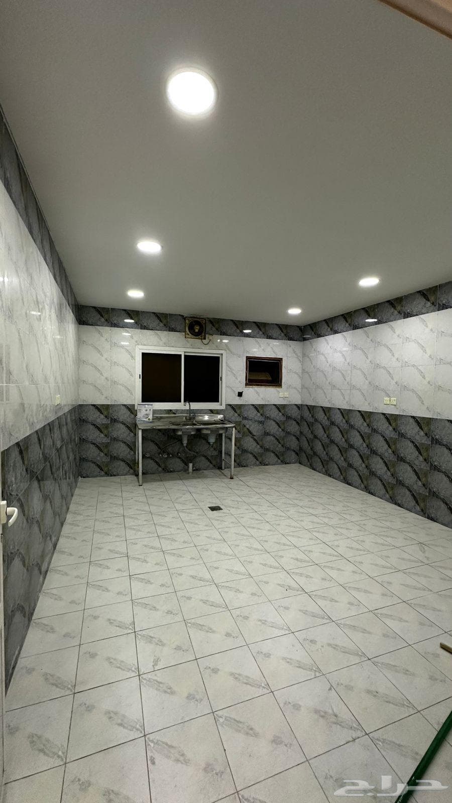 شقة 5 غرف في السلمانية الثاني 4