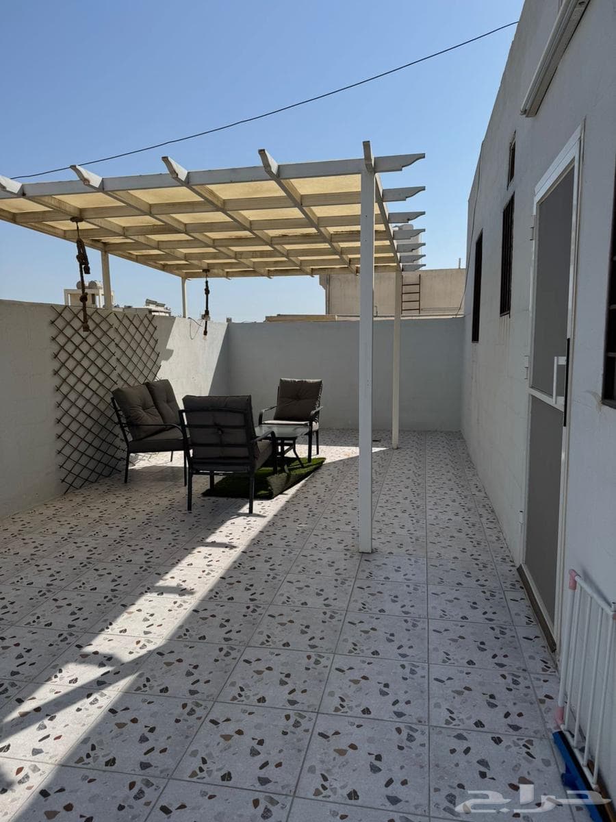 شقة 2 غرف في النور 9