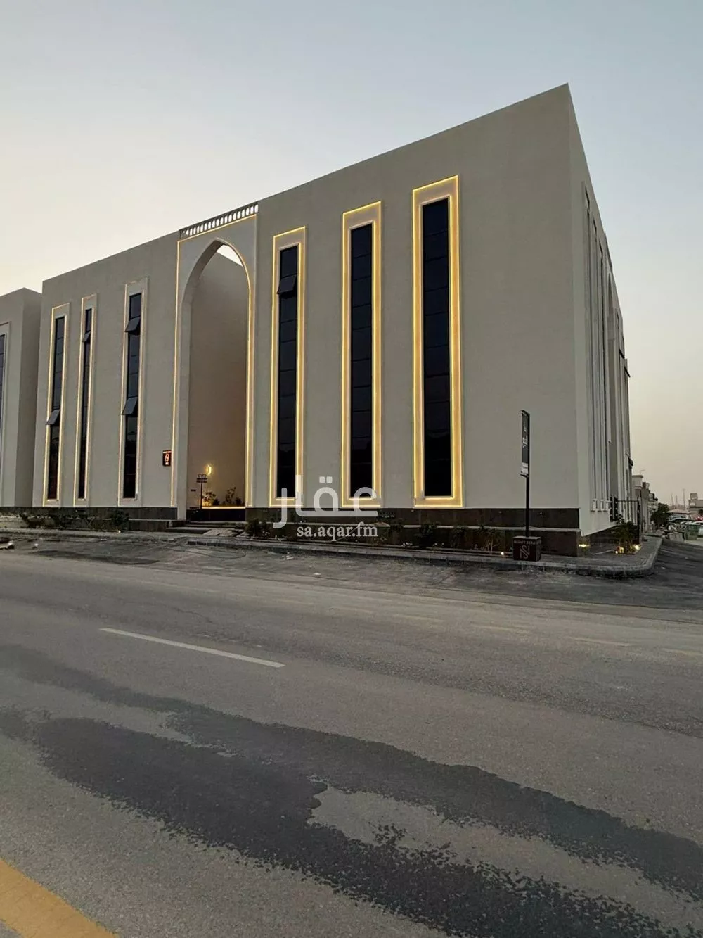 شقة 5 غرف في المهدية 4