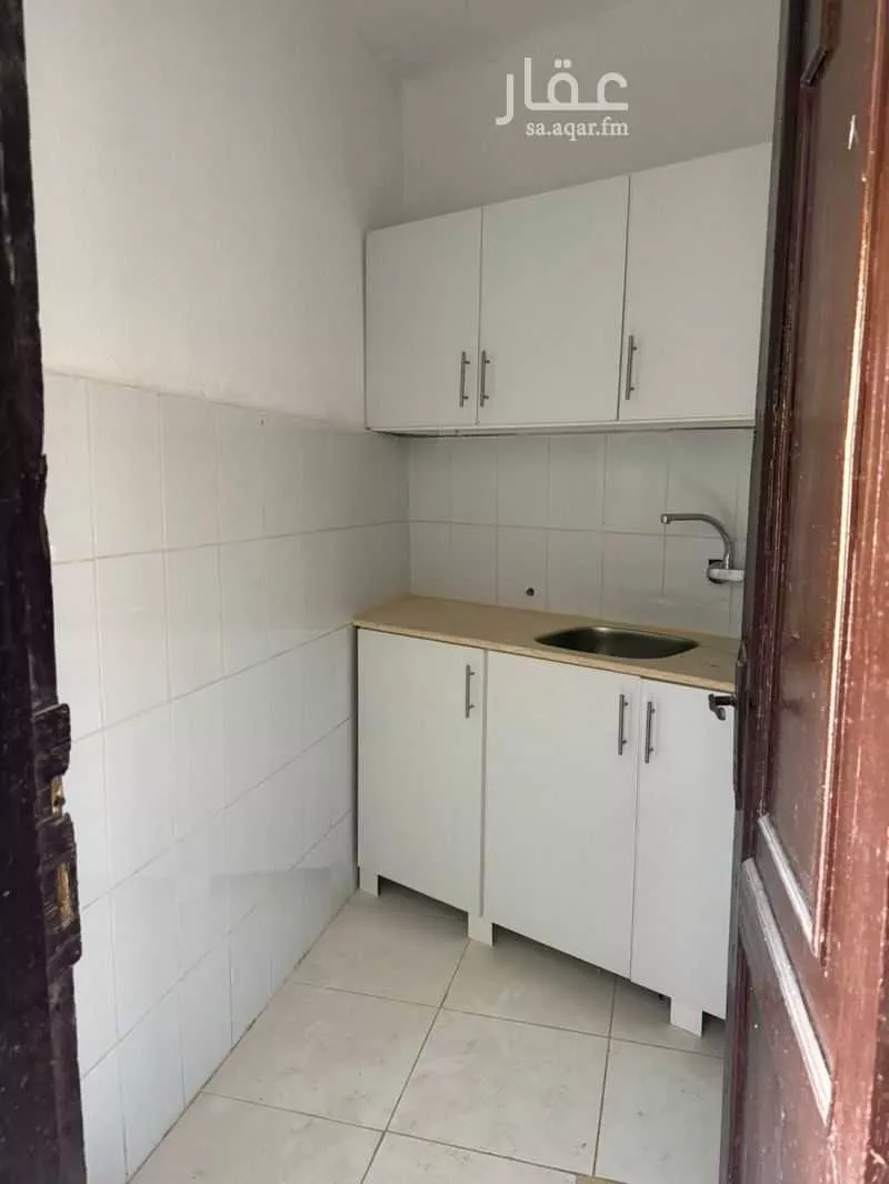 شقة 2 غرف في ام الحمام الشرقي 6