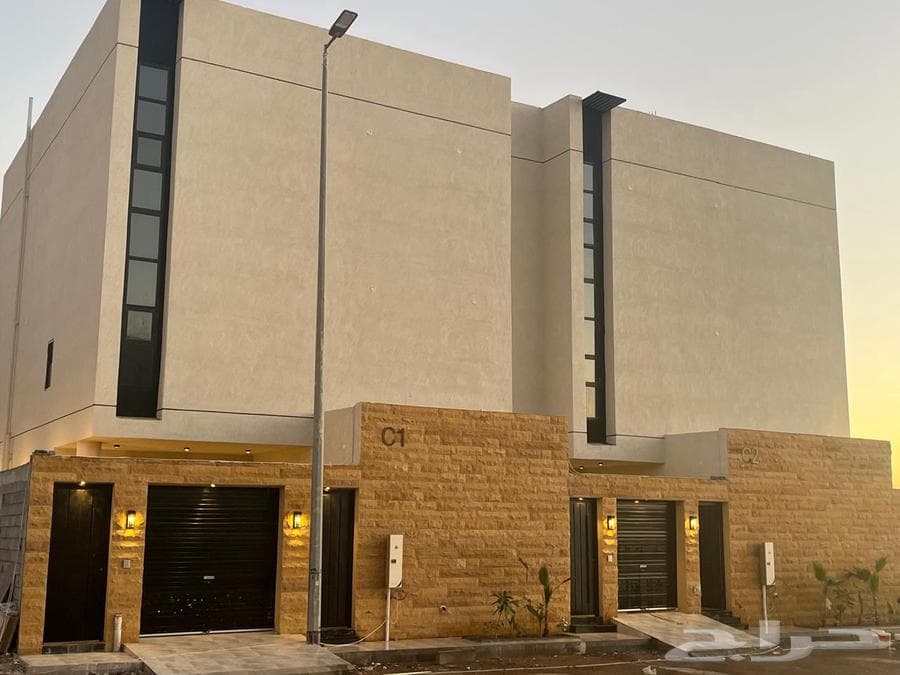 فيلا 7 غرف في نبلاء 1