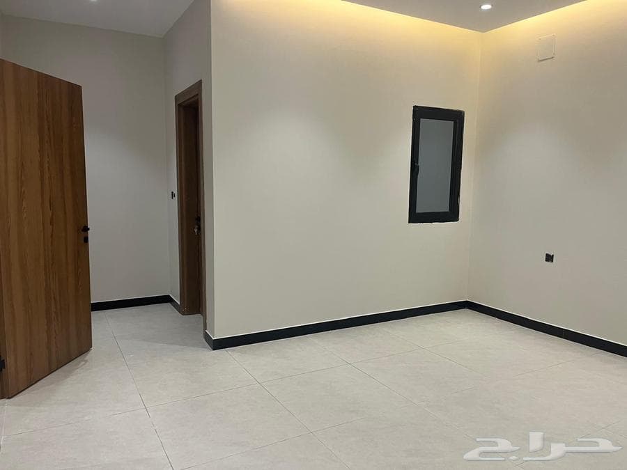 فيلا 7 غرف في نبلاء 11