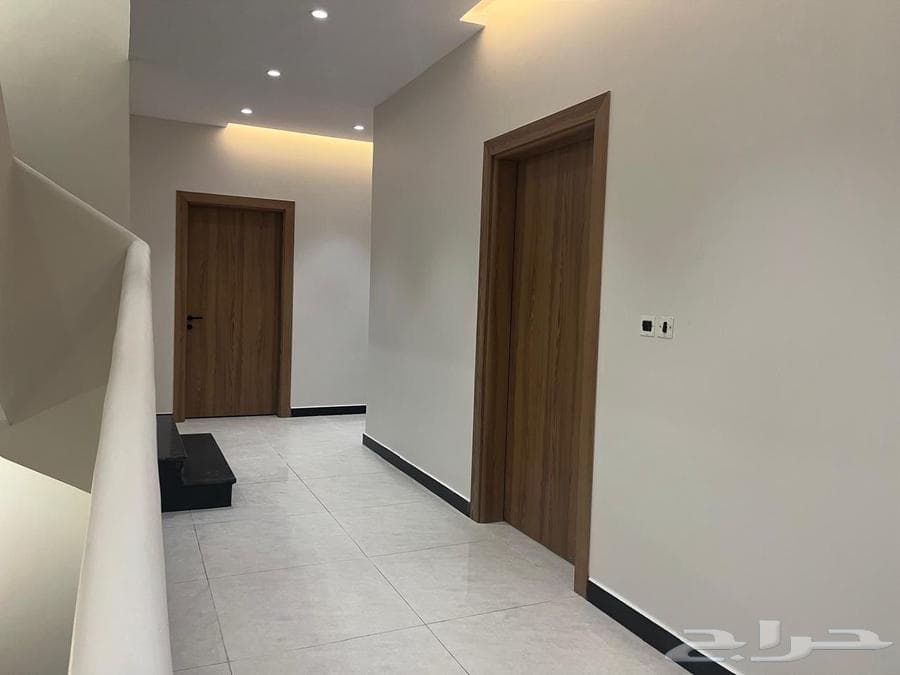 فيلا 7 غرف في نبلاء 6