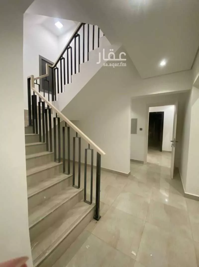 فيلا 4 غرف في النرجس 4