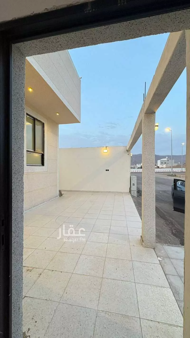 5 bedroom floor in Abu Kabeer 7