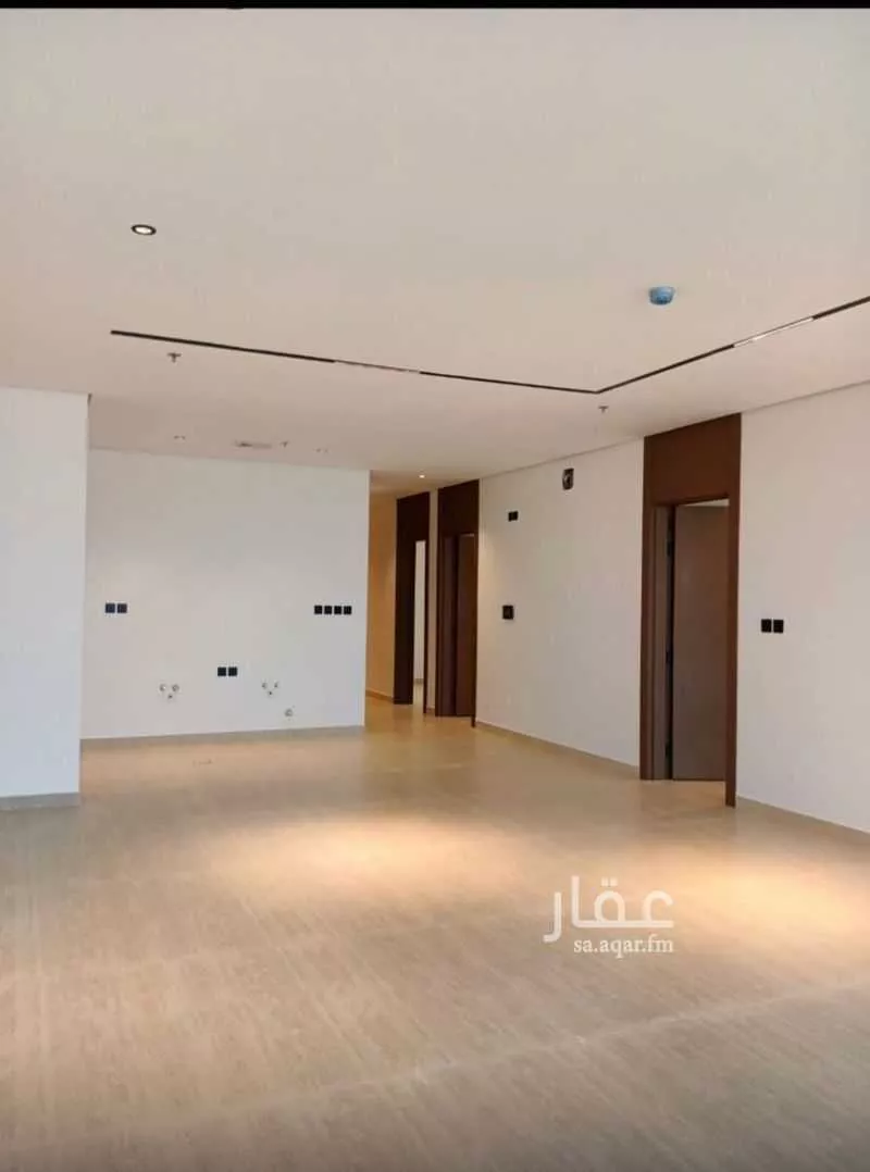 شقة 3 غرف في الخور 10