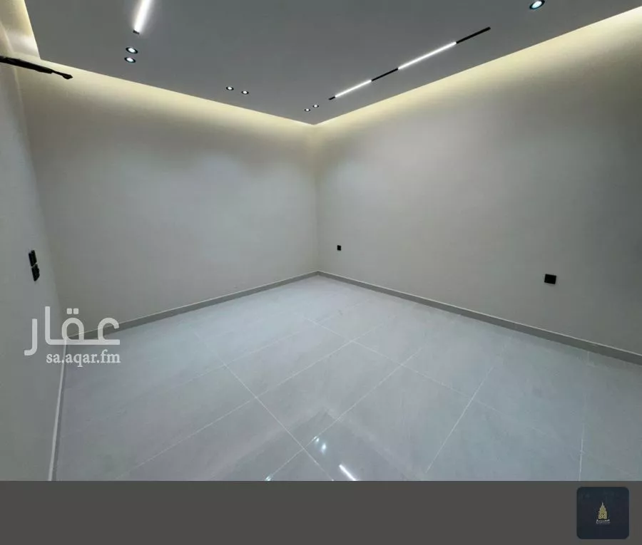 عمارة 535 م² في الملك فهد 4