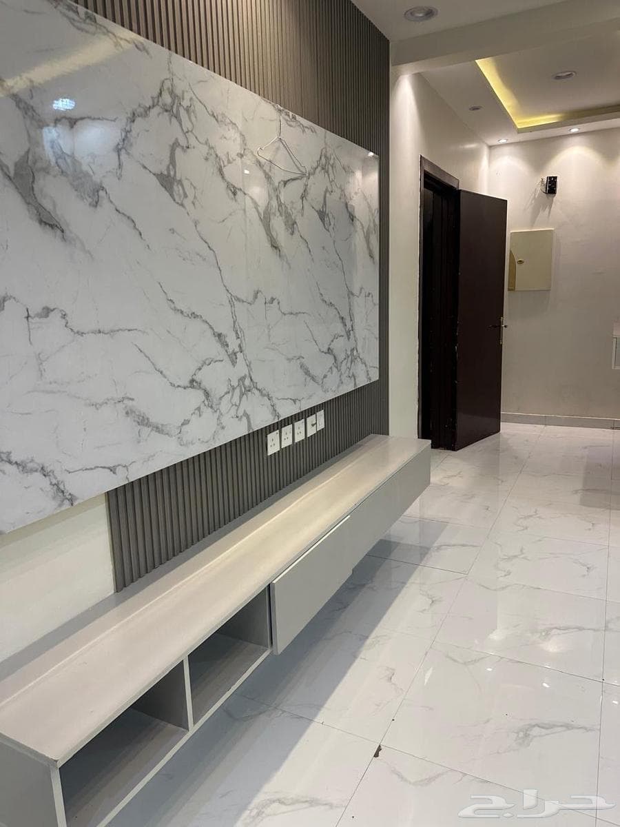 3 bedroom apartment in Al Rimal 7