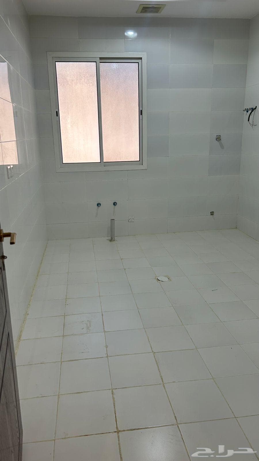 شقة 3 غرف في الرمال 4