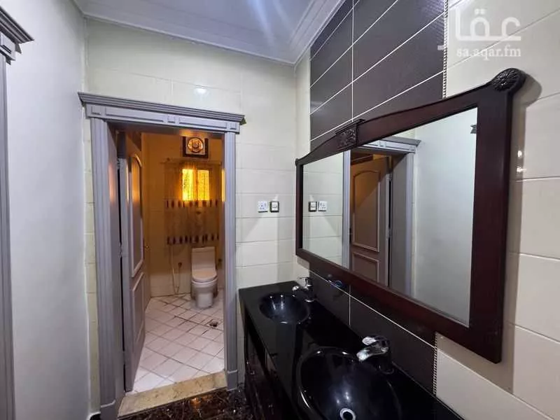 شقة 7 غرف في المروة 12