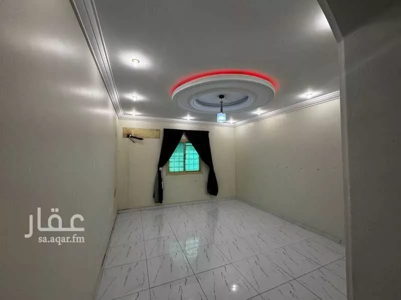 شقة 7 غرف في المروة 22