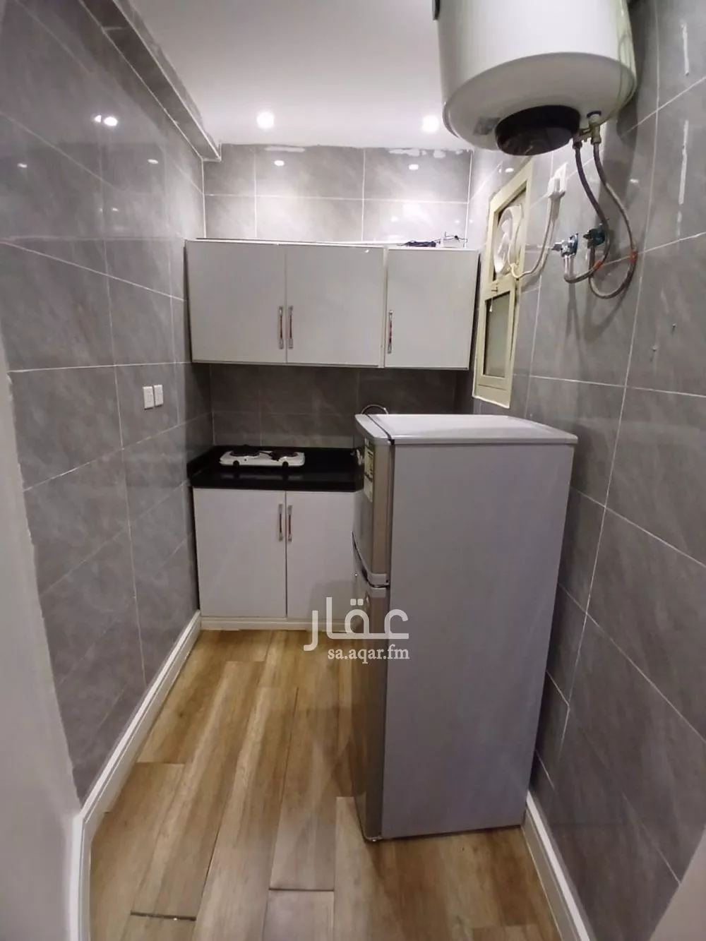 1 bedroom apartment in Al Falah 5