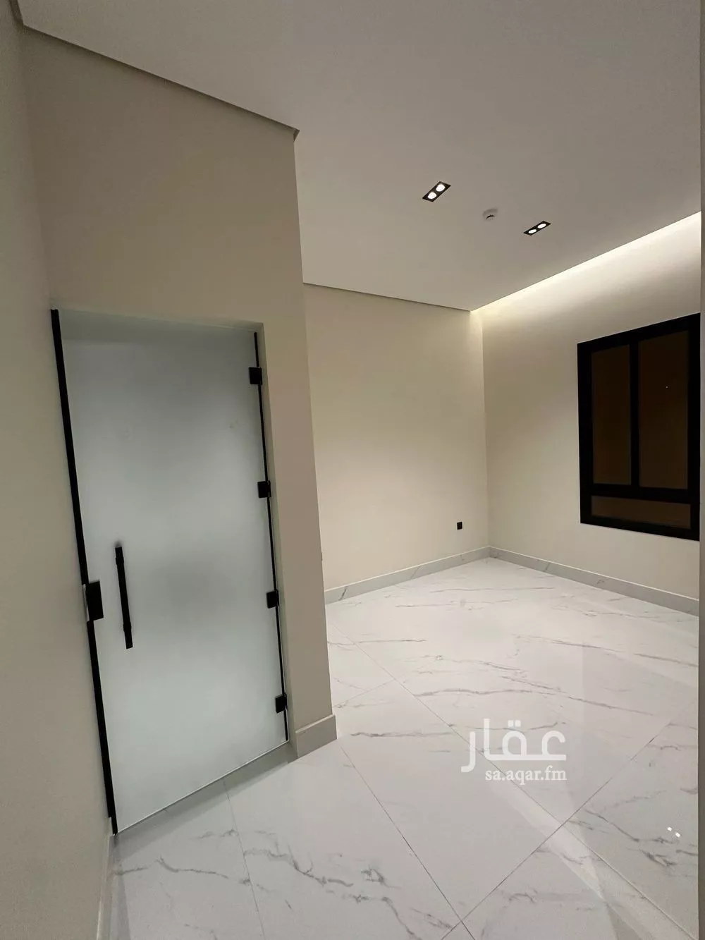 شقة 2 غرف في العارض 2