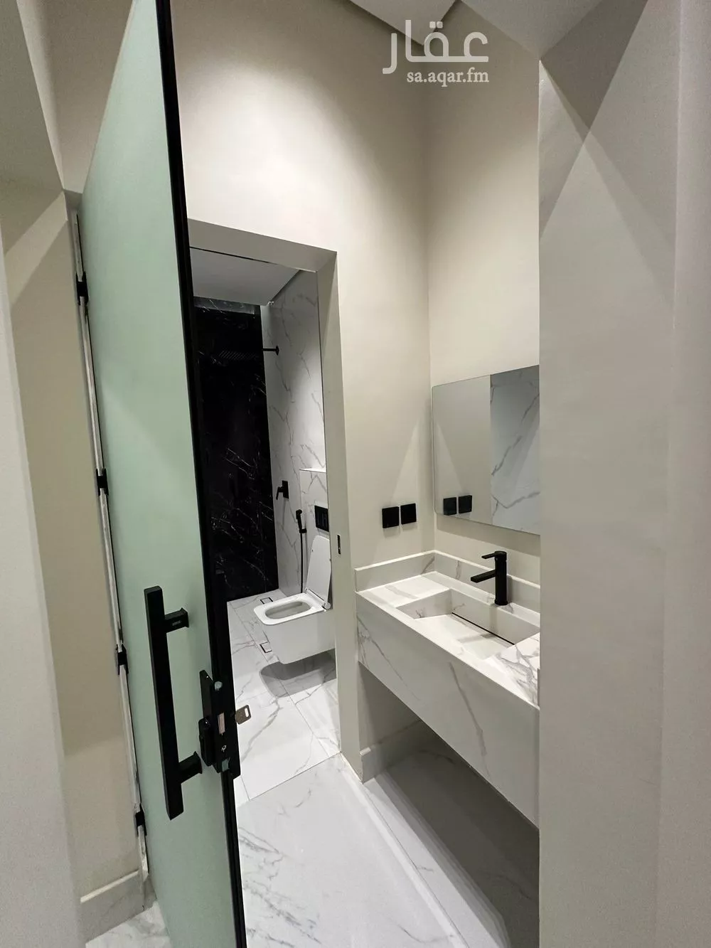 شقة 2 غرف في العارض 8