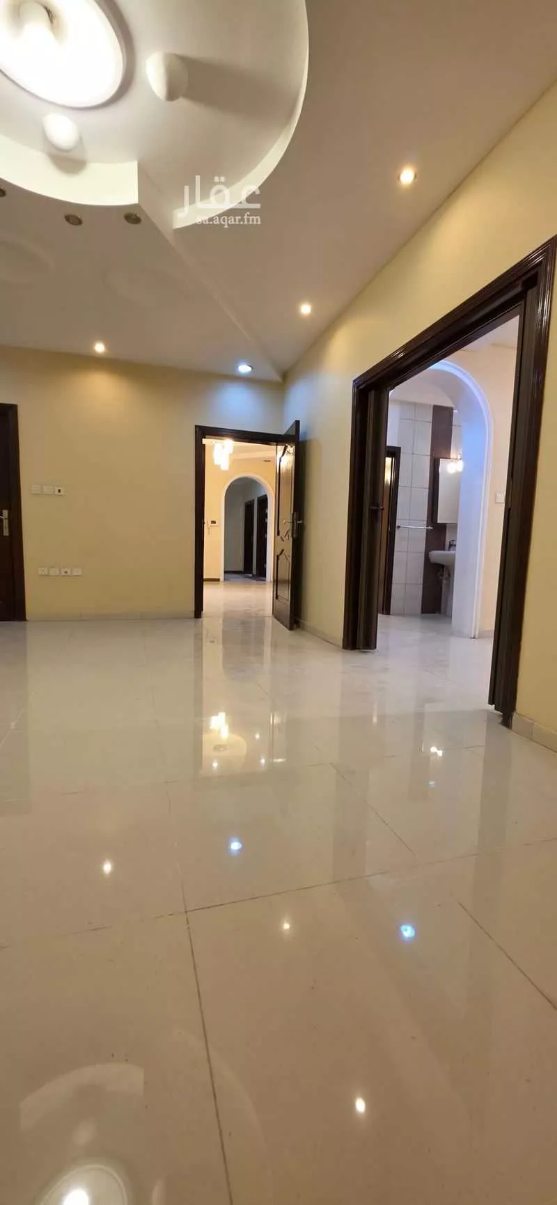 شقة 4 غرف في النسيم 1