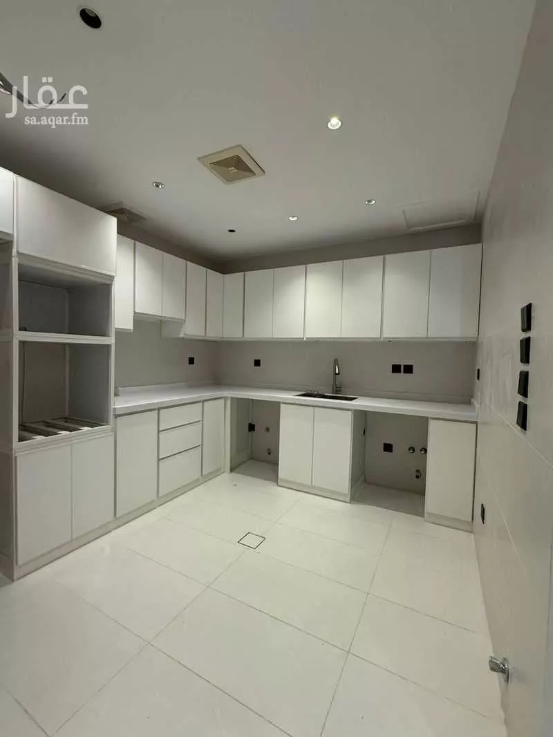 5 bedroom apartment in Al Salamah 5