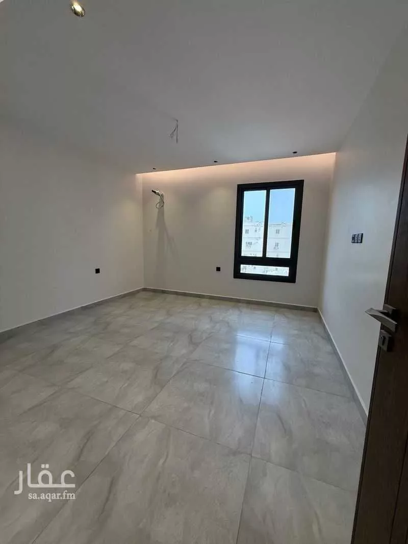 5 bedroom apartment in Al Salamah 6