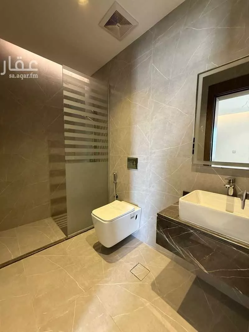 5 bedroom apartment in Al Salamah 8