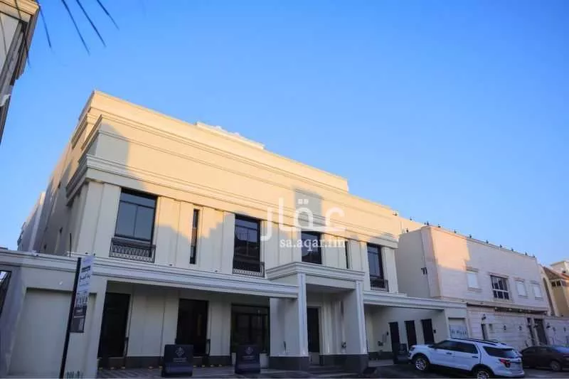 3 bedroom apartment in Al Yaqout 2