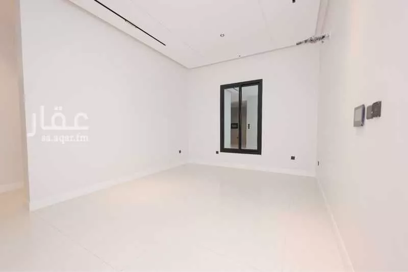 3 bedroom apartment in Al Yaqout 4