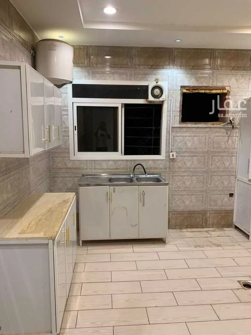 دور 4 غرف في السلام 10