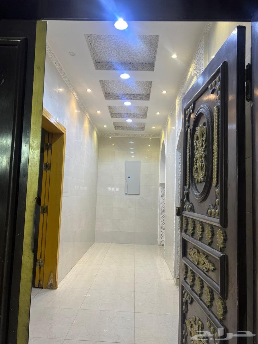 فيلا 5 غرف في بدر 2